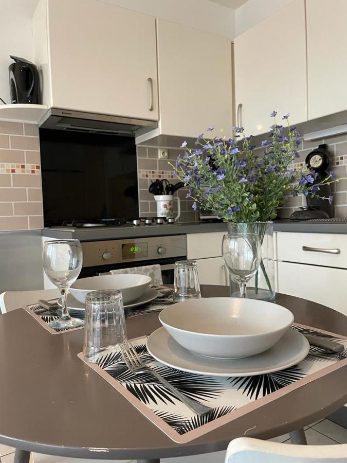 Le Tranquille - Calme - Parking Prive Apartment Ambilly Luaran gambar